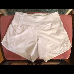 White lululemon shorts